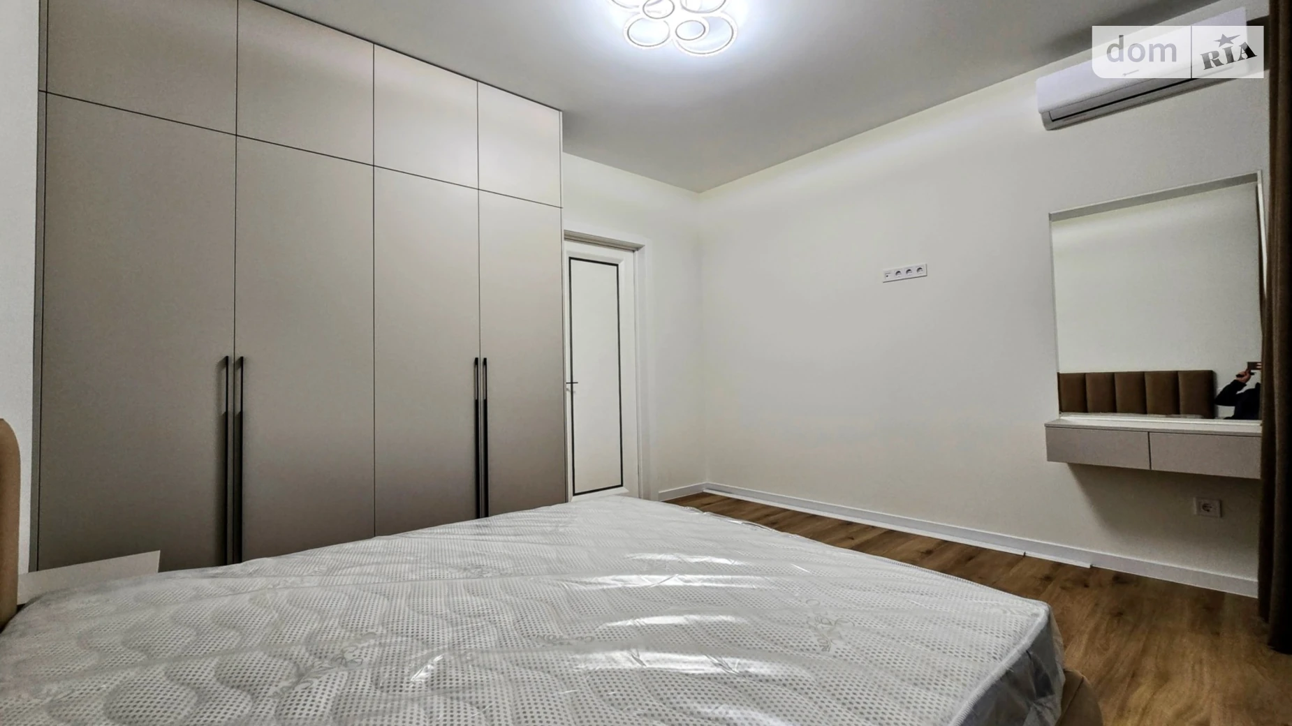 Сдается в аренду 2-комнатная квартира 78 кв. м в Черновцах, ул. Первомайская - фото 2