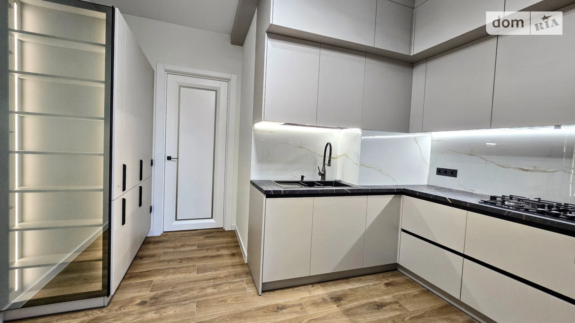 Сдается в аренду 2-комнатная квартира 78 кв. м в Черновцах, ул. Первомайская - фото 5