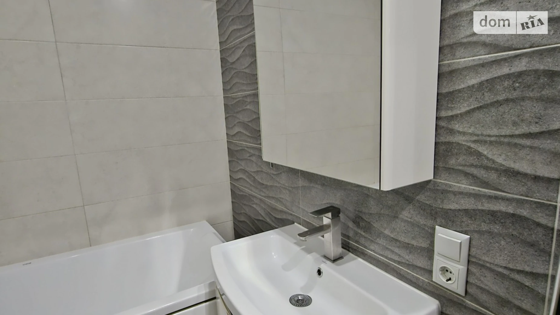 Продается 2-комнатная квартира 71 кв. м в Хмельницком, цена: 75000 $ - фото 3