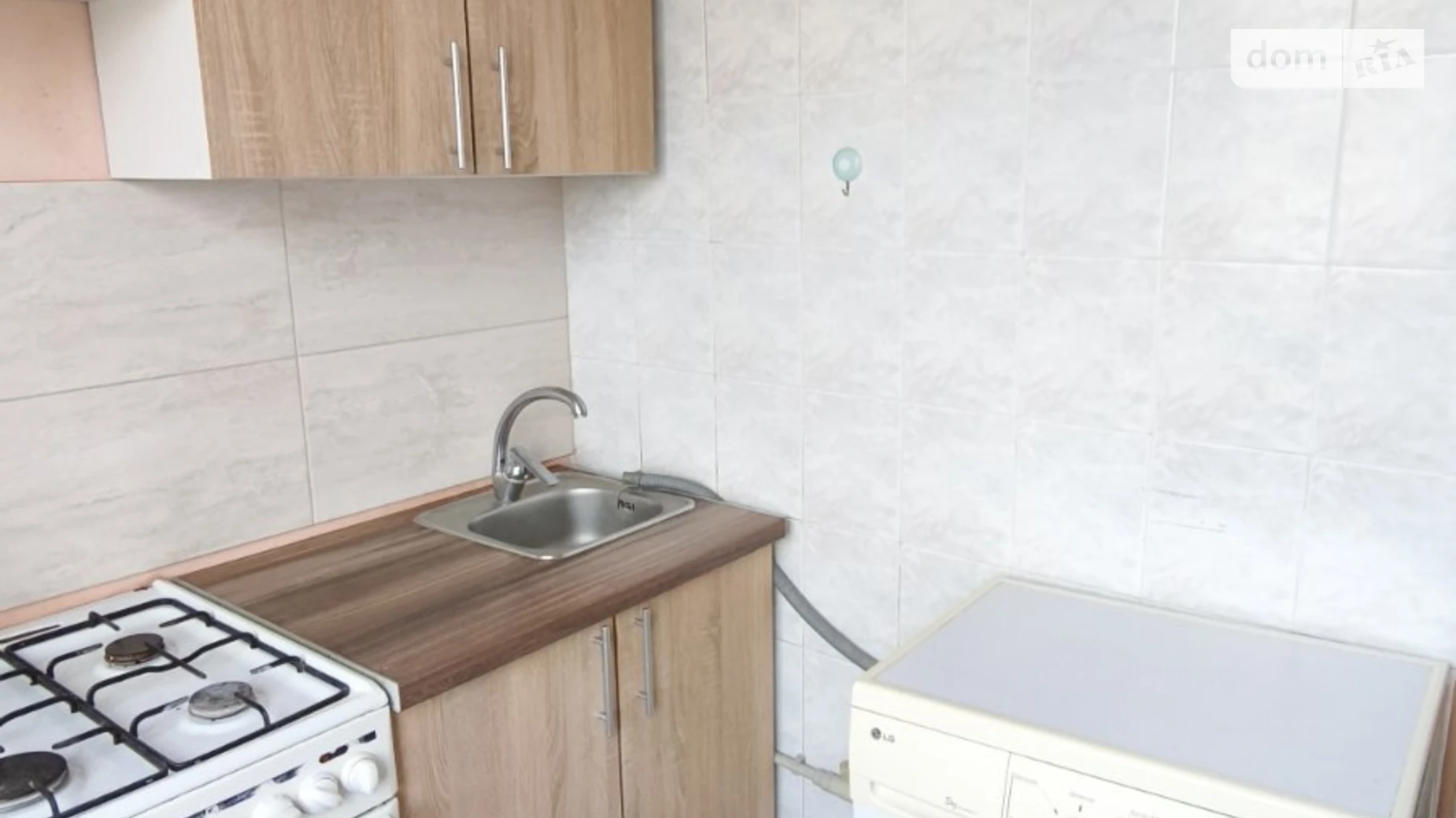 Продается 2-комнатная квартира 47 кв. м в Харькове, ул. Амосова, 9 - фото 3