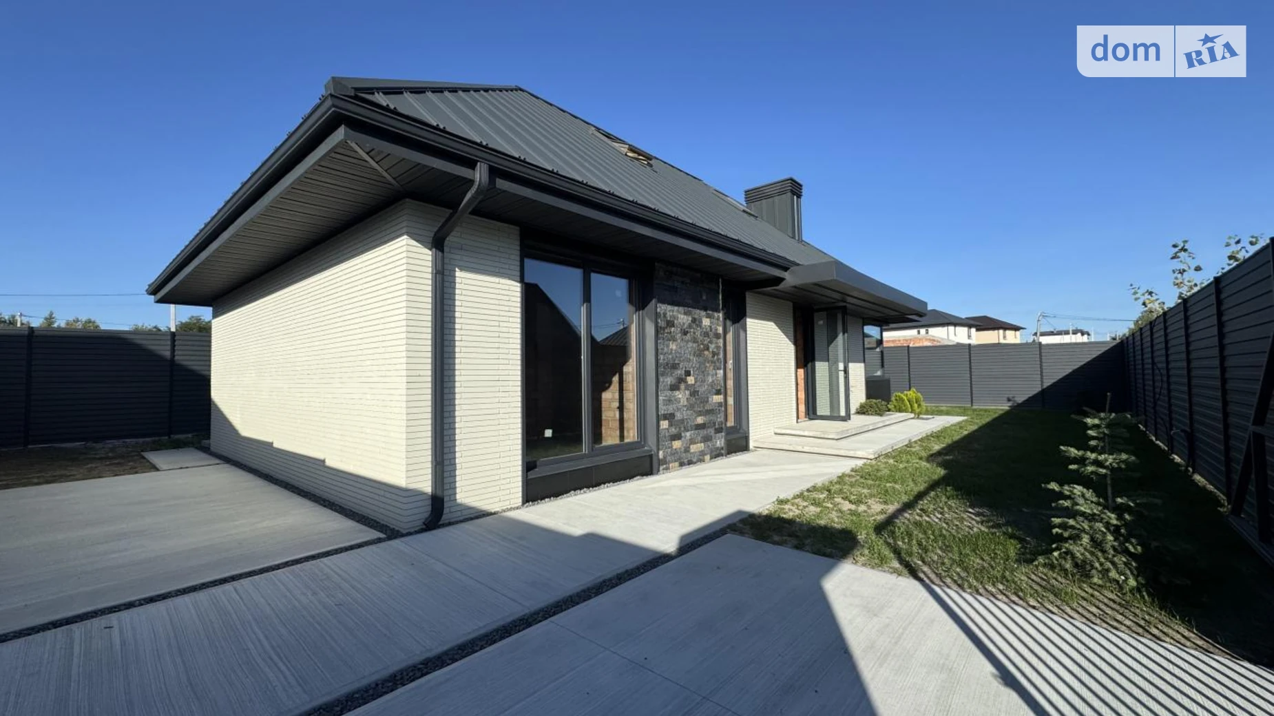 Продается дом на 2 этажа 160 кв. м с мансардой, цена: 125000 $ - фото 4