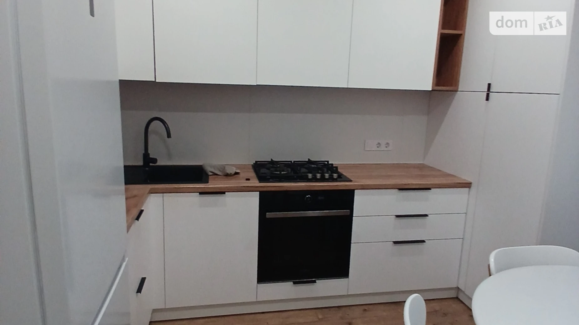 Сдается в аренду 1-комнатная квартира 40 кв. м в, цена: 350 $ - фото 2