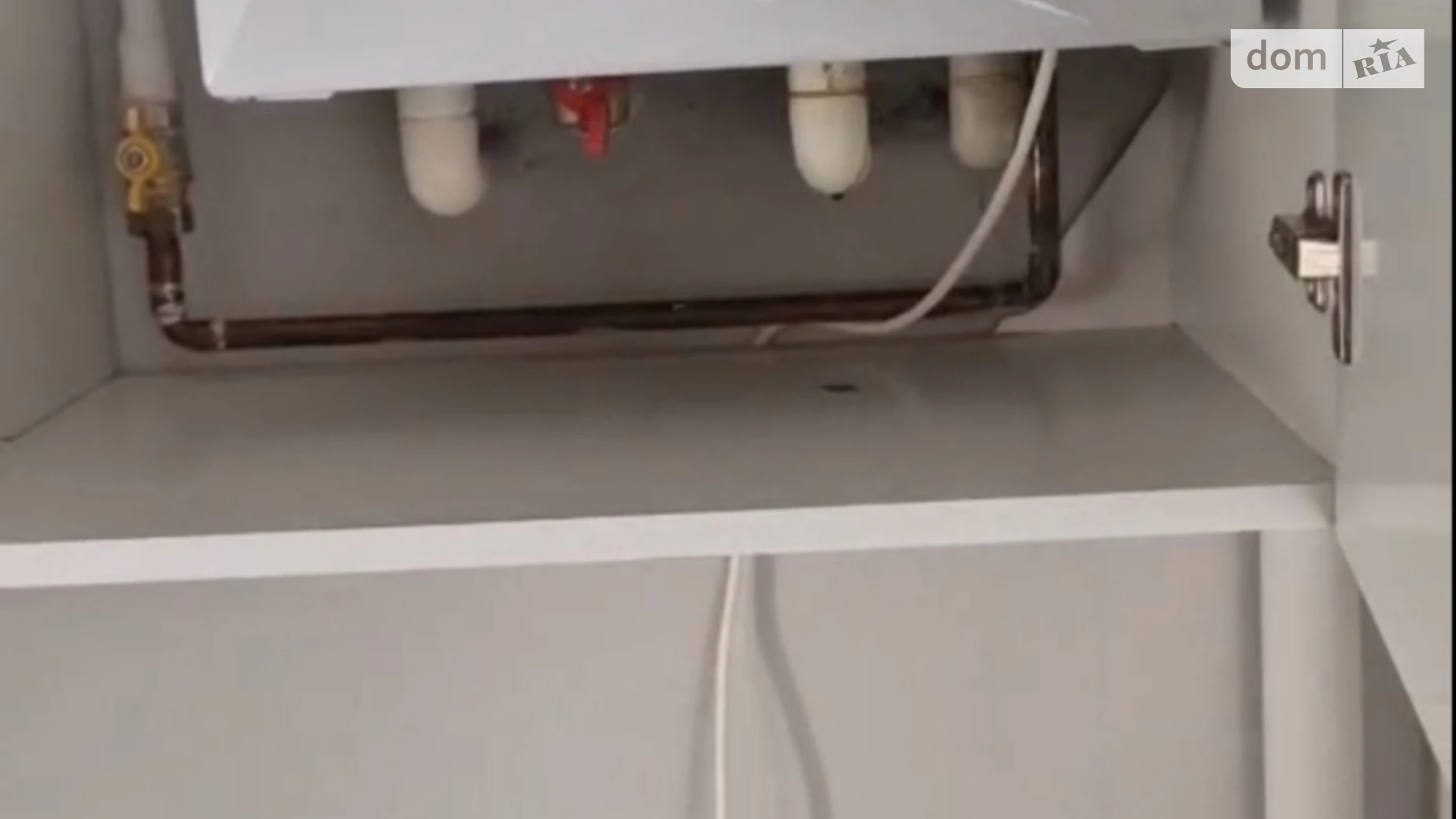 1-комнатная квартира 42 кв. м в Тернополе, ул. Надзбручанская, 2А - фото 5