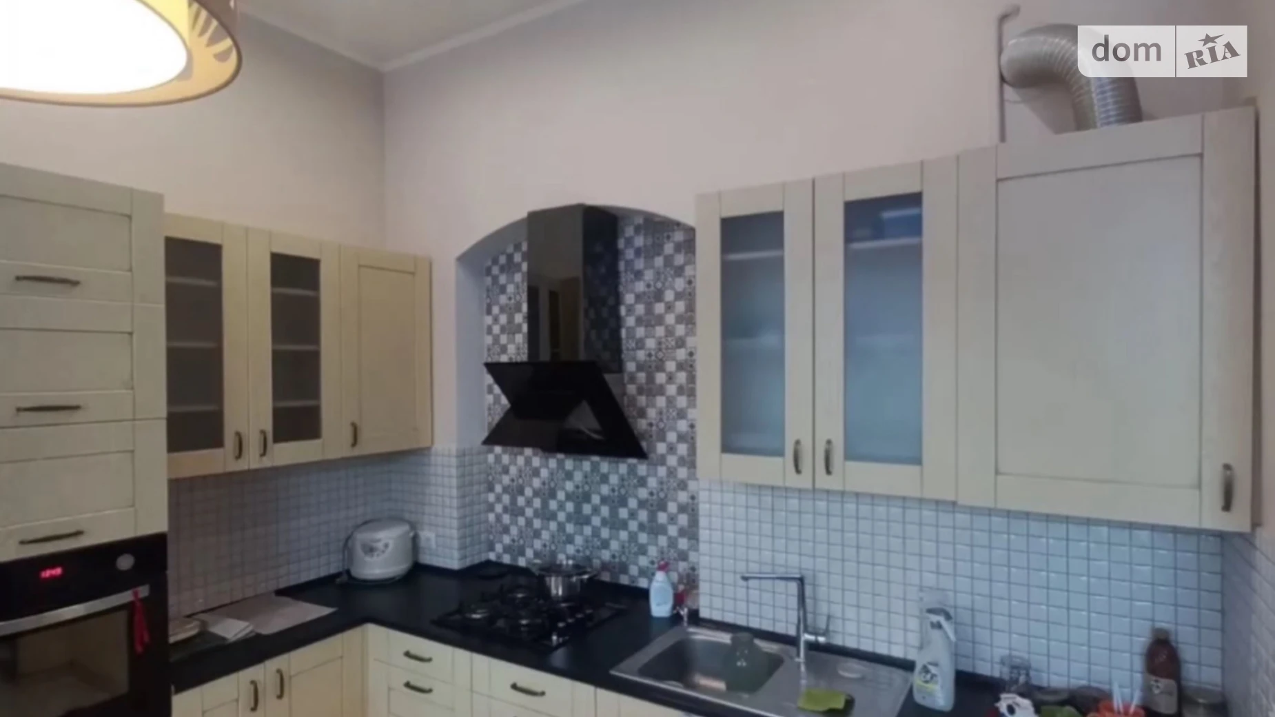 Сдается в аренду 2-комнатная квартира 101.8 кв. м в Львове, ул. Митрополита Андрея, 4 - фото 3