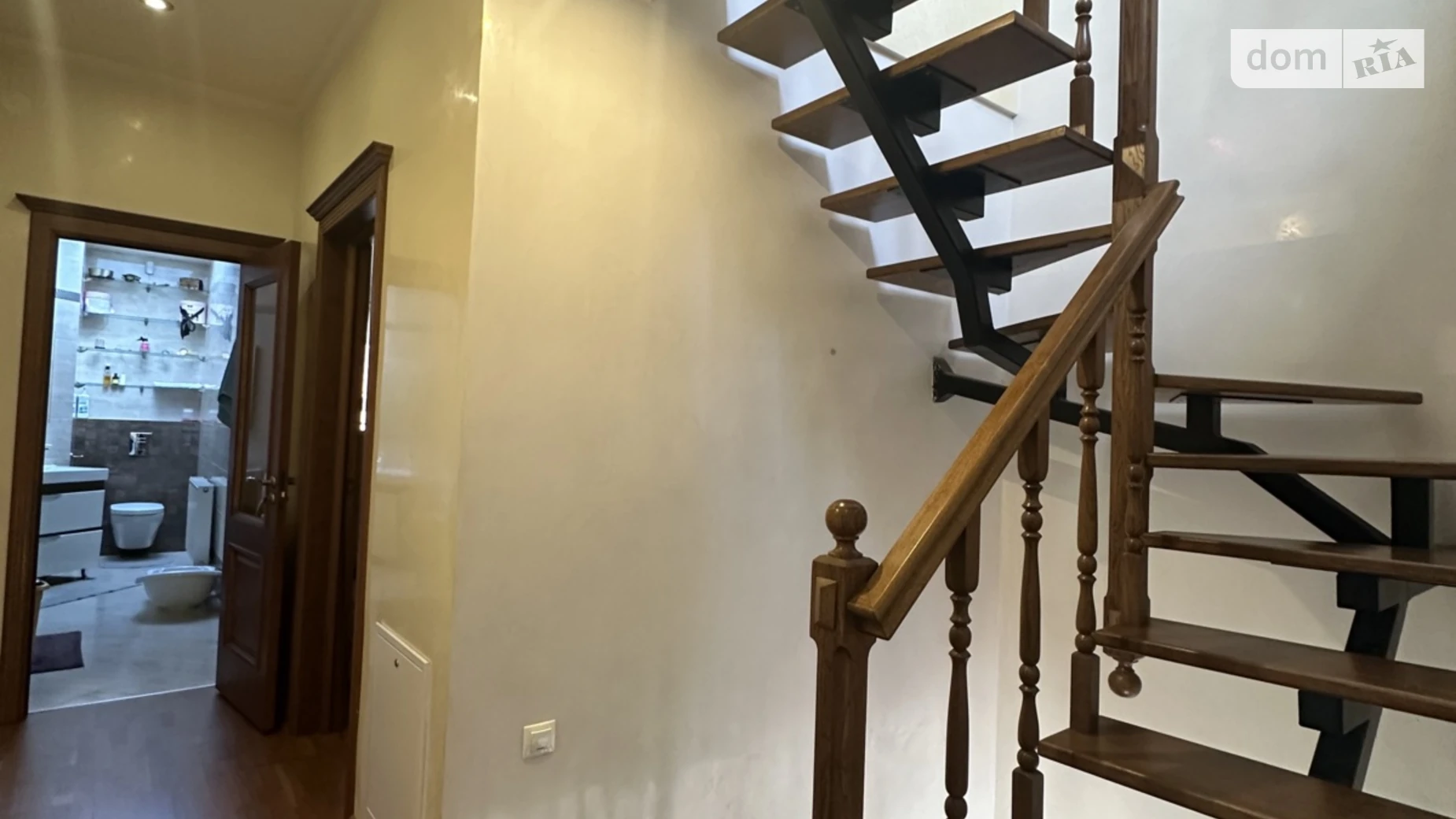 Сдается в аренду 2-комнатная квартира 101.8 кв. м в Львове, ул. Митрополита Андрея, 4 - фото 4