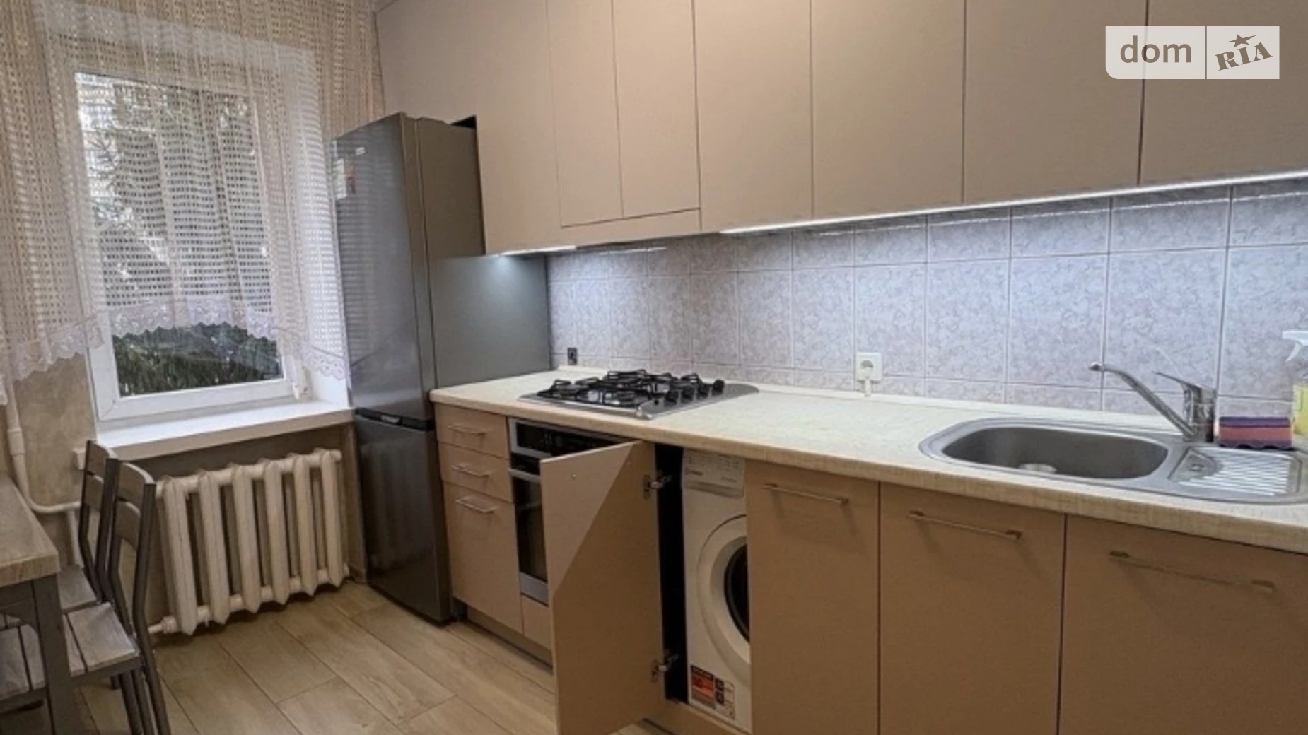 2-комнатная квартира 48 кв. м в Луцке, ул. Воинов-афганцев - фото 2