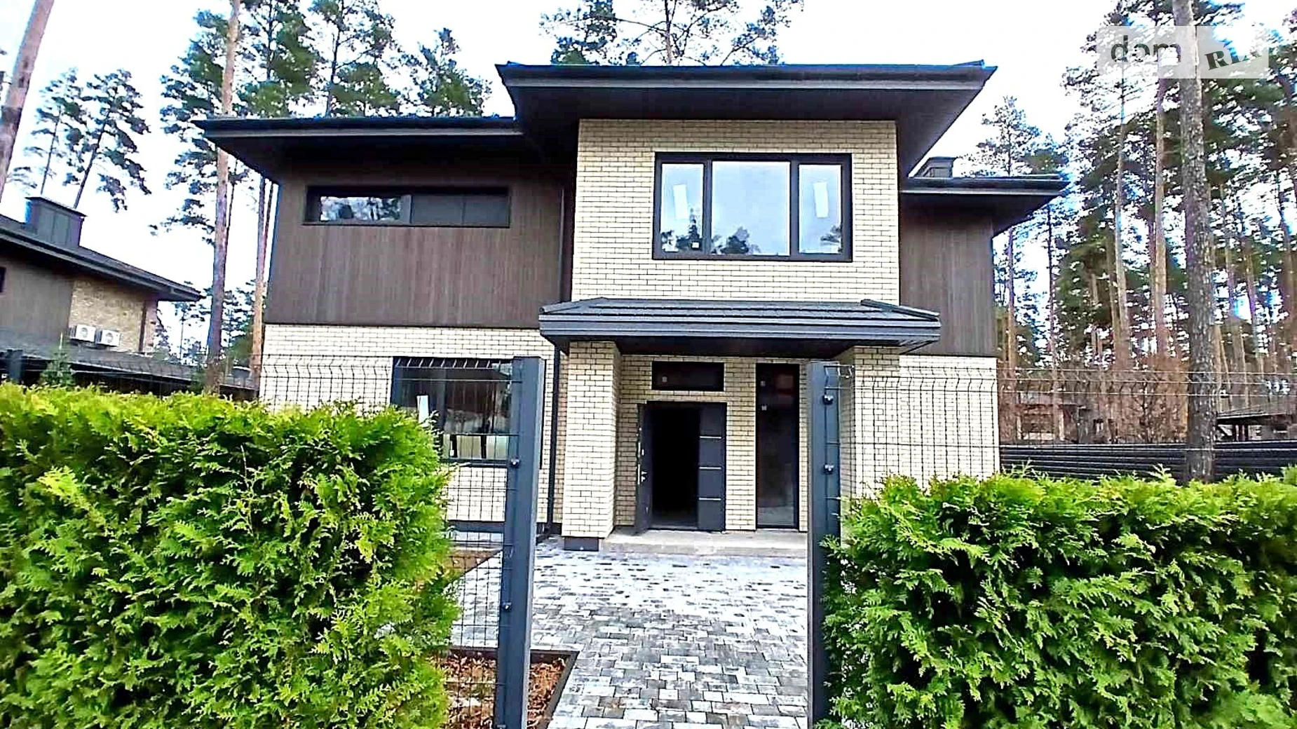 Продается дом на 2 этажа 214.05 кв. м с баней/сауной, цена: 425000 $ - фото 2