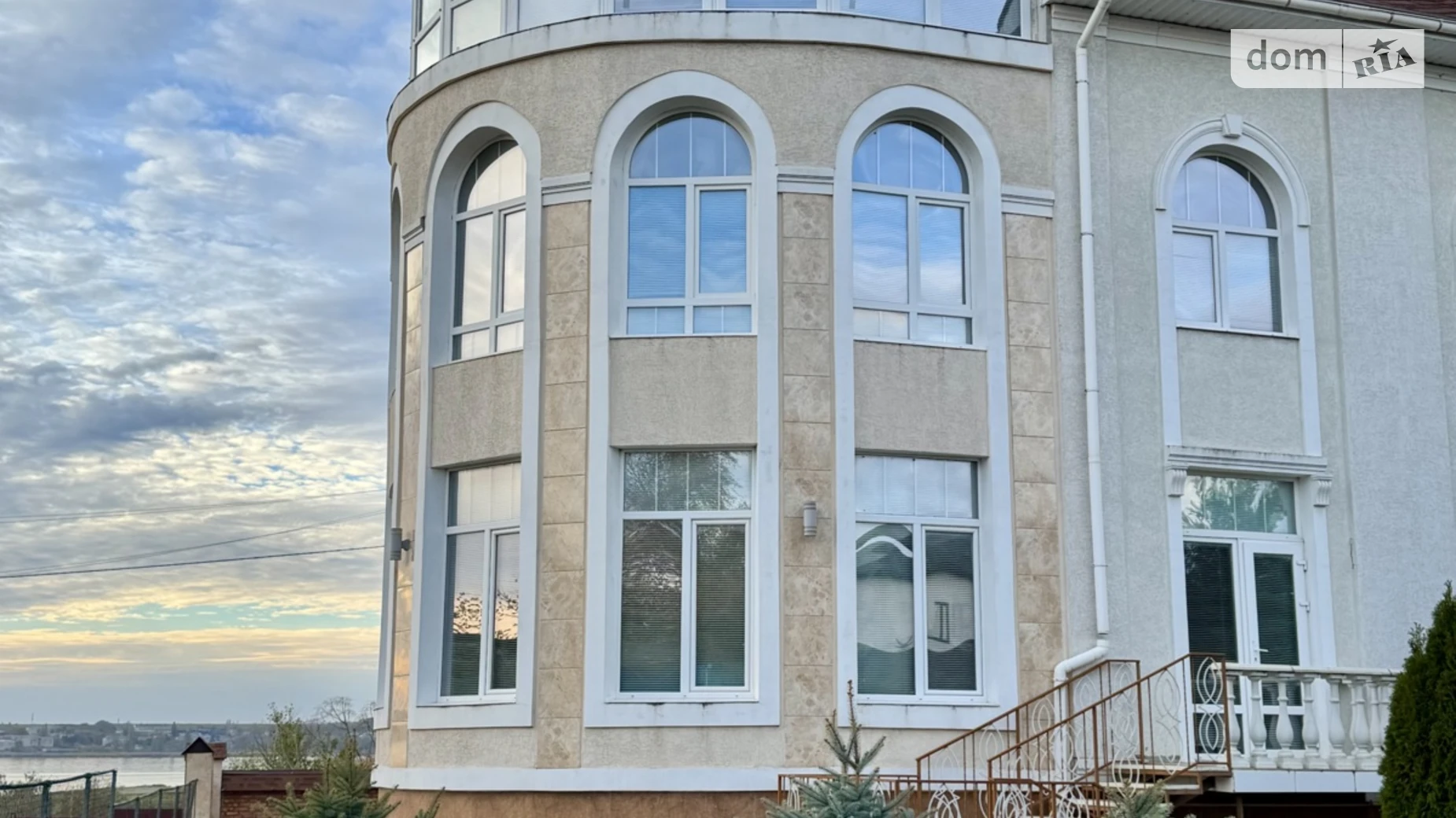 Продается дом на 4 этажа 800.2 кв. м с садом, цена: 360000 $ - фото 5