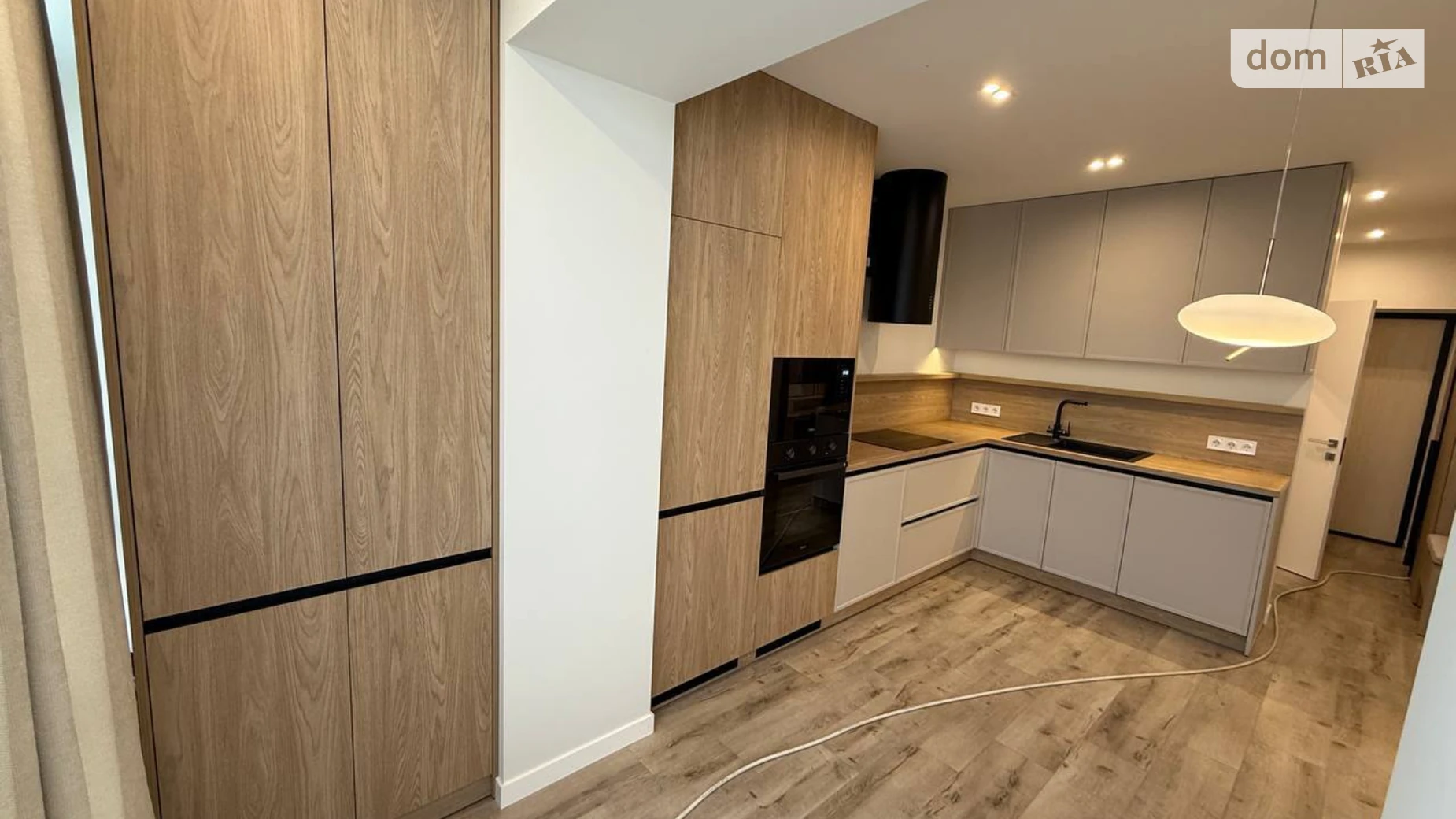 Продается 1-комнатная квартира 40.8 кв. м в Ивано-Франковске, цена: 78000 $ - фото 2