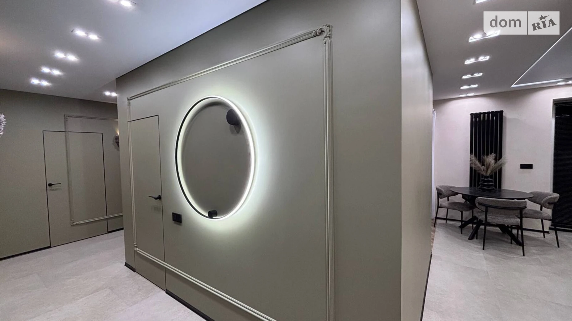 Продается 3-комнатная квартира 93.6 кв. м в Ивано-Франковске, ул. Юліана Пелеша(Крайковского) - фото 2