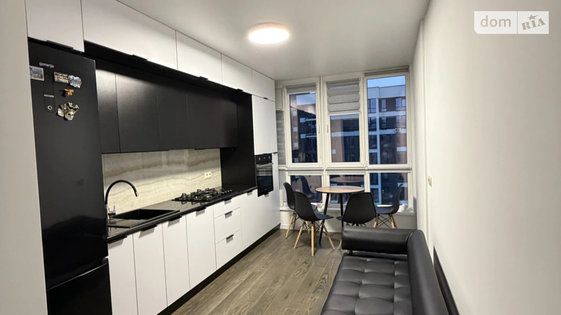 Продается 1-комнатная квартира 40.5 кв. м в Ивано-Франковске, цена: 65500 $ - фото 2