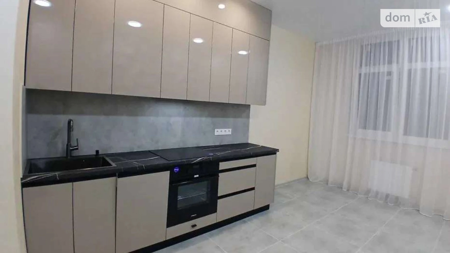 Продается 1-комнатная квартира 41 кв. м в Одессе, ул. Краснова, 3 корпус 66 - фото 3