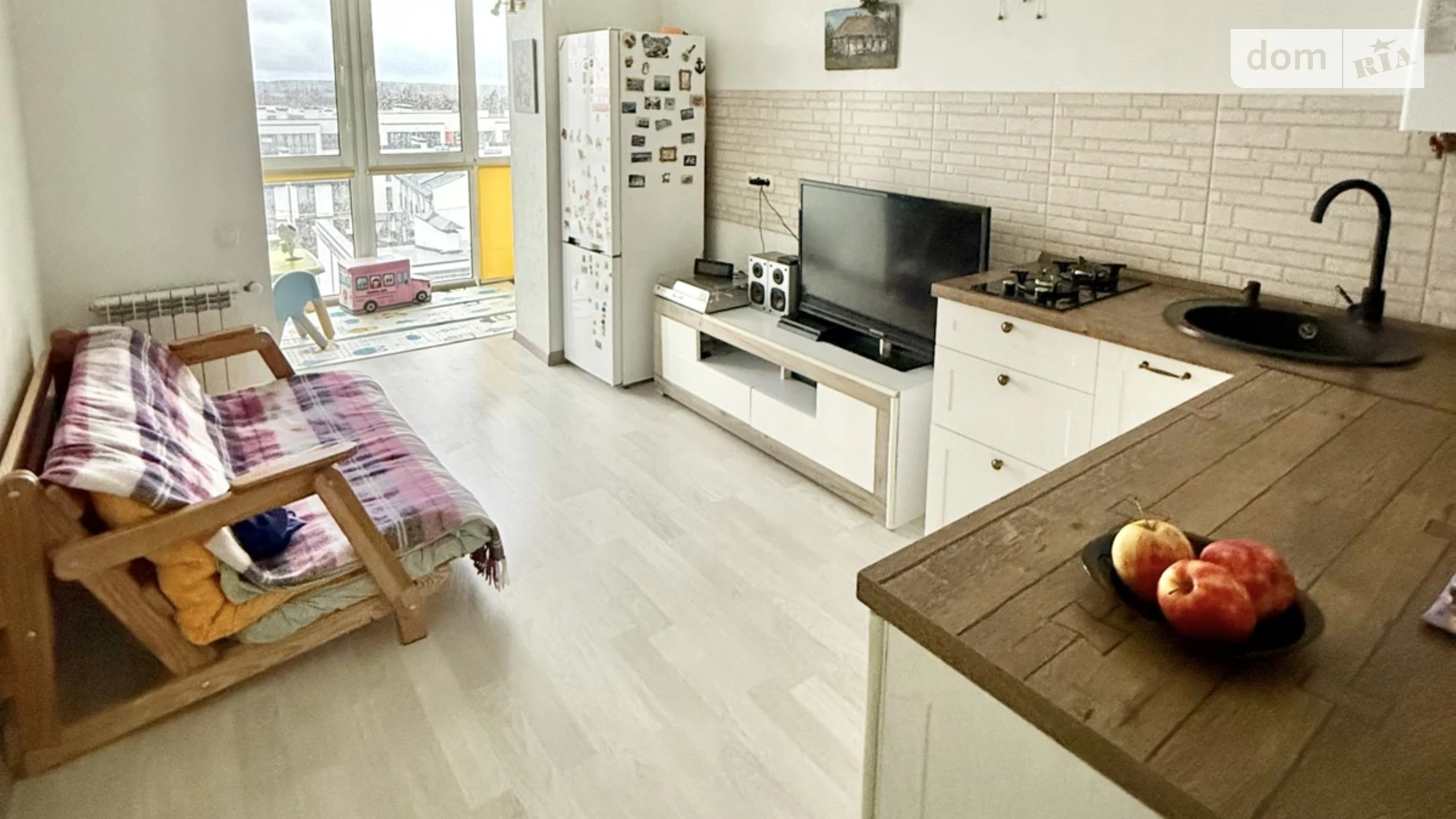 Продається 1-кімнатна квартира 45 кв. м у Гостомелі, вул. Остромирська - фото 2