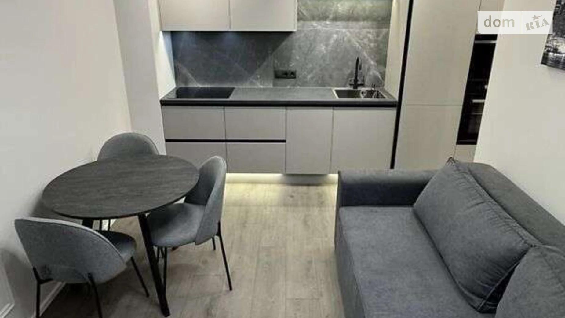 Продається 1-кімнатна квартира 42 кв. м у Одесі, вул. Краснова - фото 2