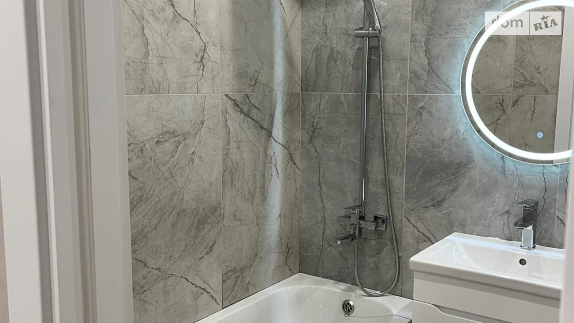 Продается 1-комнатная квартира 47.9 кв. м в Ивано-Франковске, цена: 67000 $ - фото 3