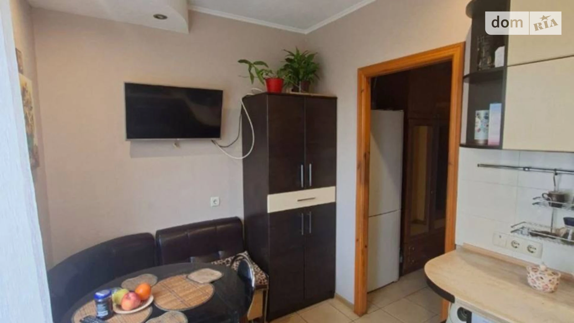 Продається 3-кімнатна квартира 71.8 кв. м у Борисполі, 2-а вул. Нова, 6 - фото 2