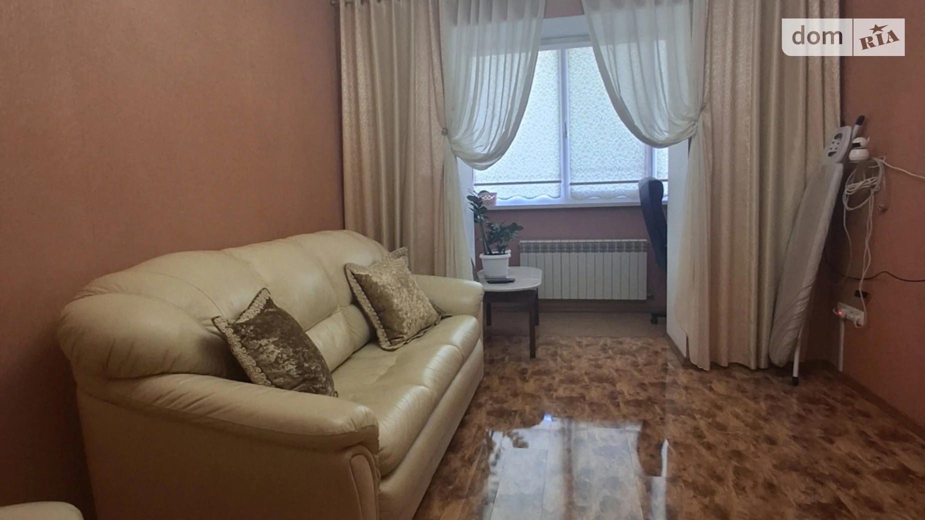 Продается 2-комнатная квартира 62.2 кв. м в Черноморске, ул. Защитников Украины(1 Мая), 1Г - фото 2