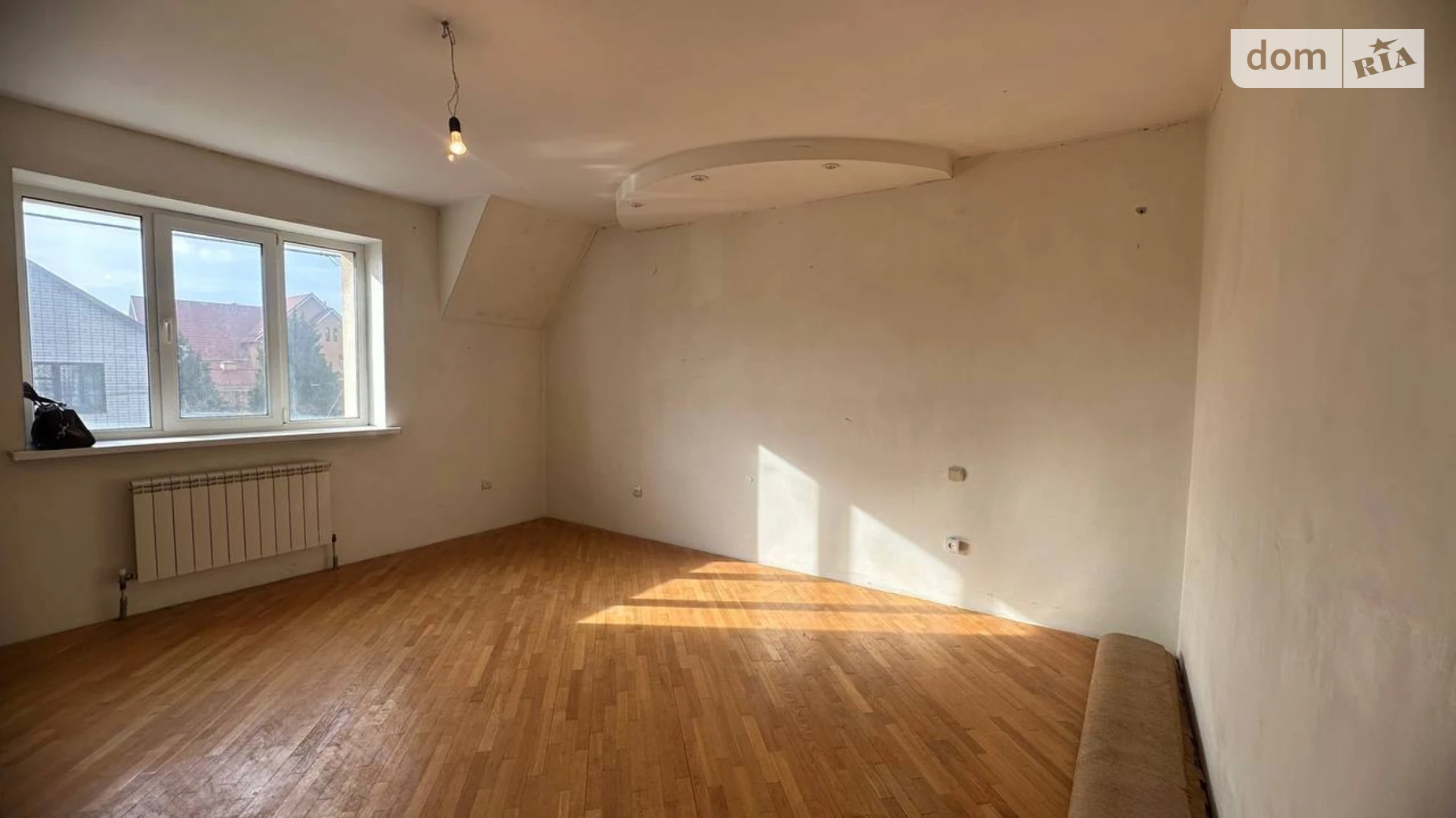 Продается дом на 2 этажа 246 кв. м с подвалом, цена: 180000 $ - фото 4