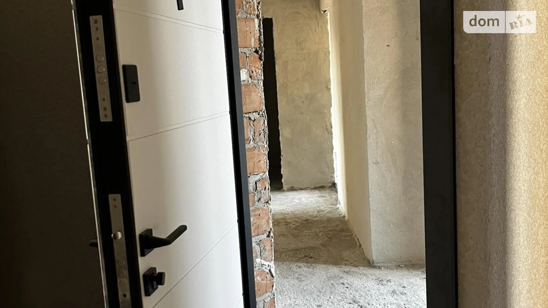 3-комнатная квартира 102.7 кв. м в Тернополе, просп. Бандеры Степана, 46-48 - фото 2