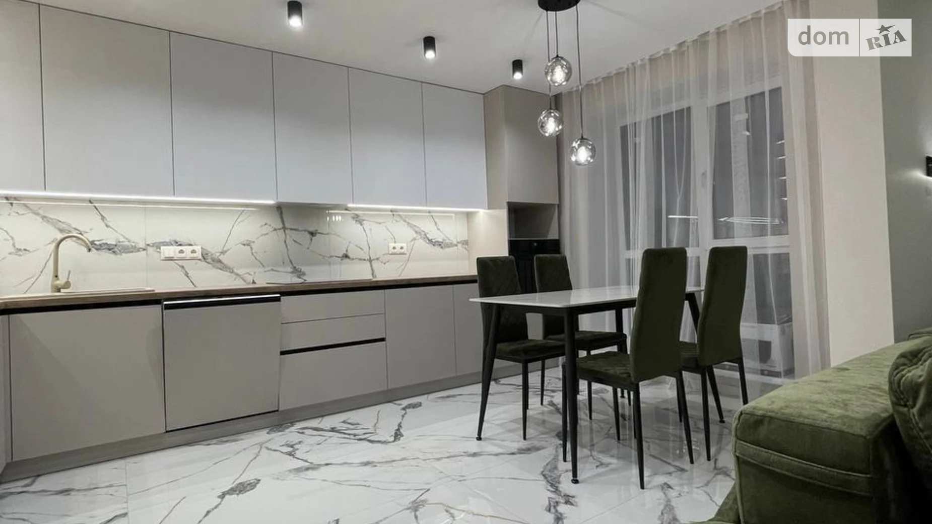 Сдается в аренду 2-комнатная квартира 76 кв. м в Львове, ул. Железнодорожная - фото 2