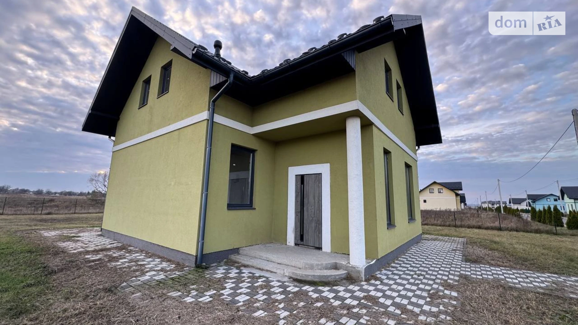 Продается дом на 2 этажа 160 кв. м с подвалом, цена: 80000 $ - фото 2