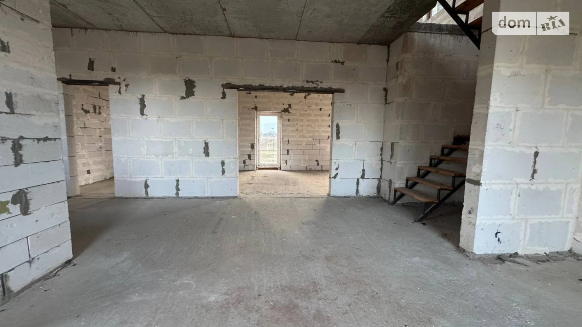 Продается дом на 2 этажа 160 кв. м с подвалом, цена: 80000 $ - фото 5