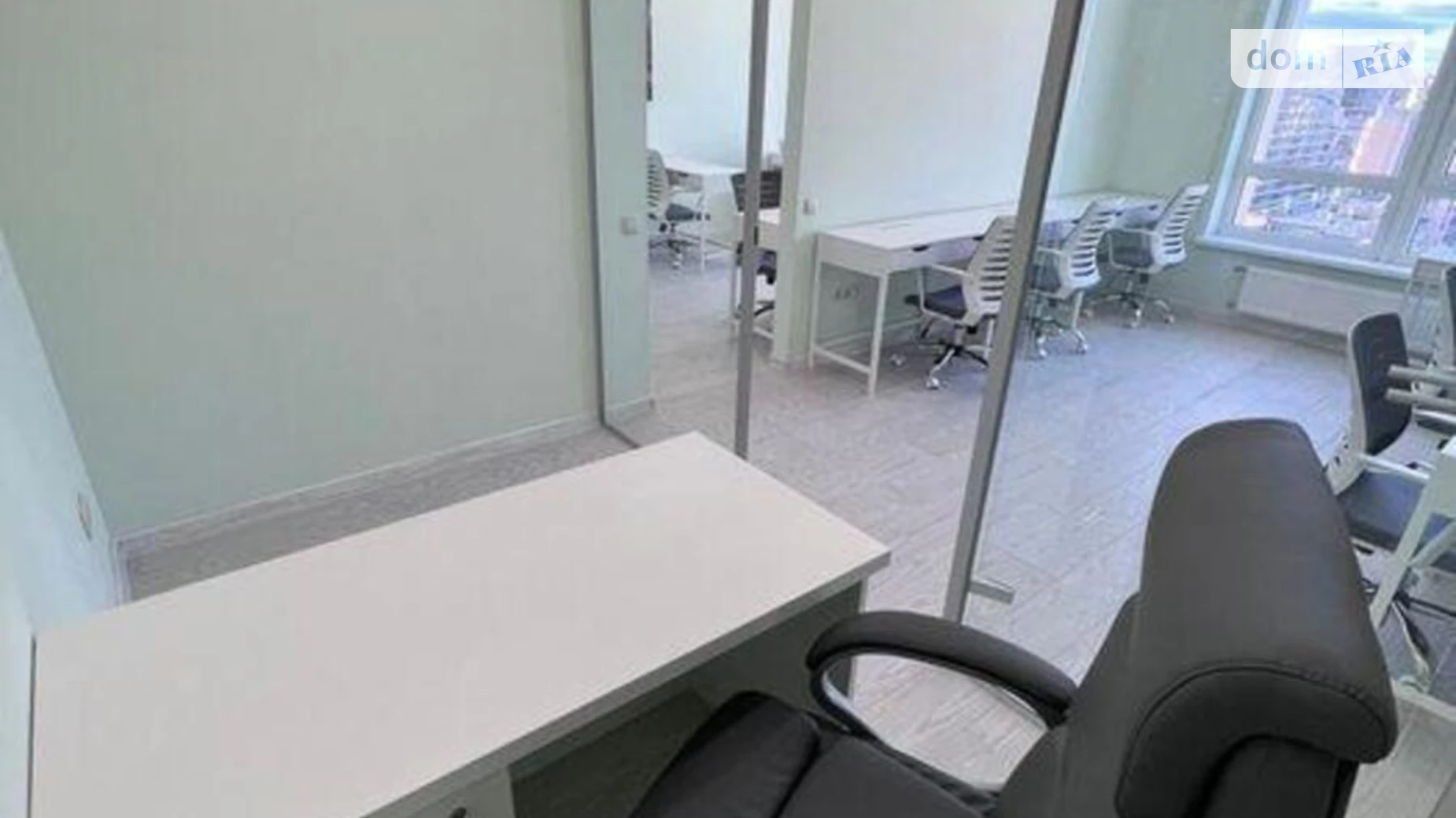 Продается офис 45 кв. м в бизнес-центре, цена: 117000 $ - фото 4