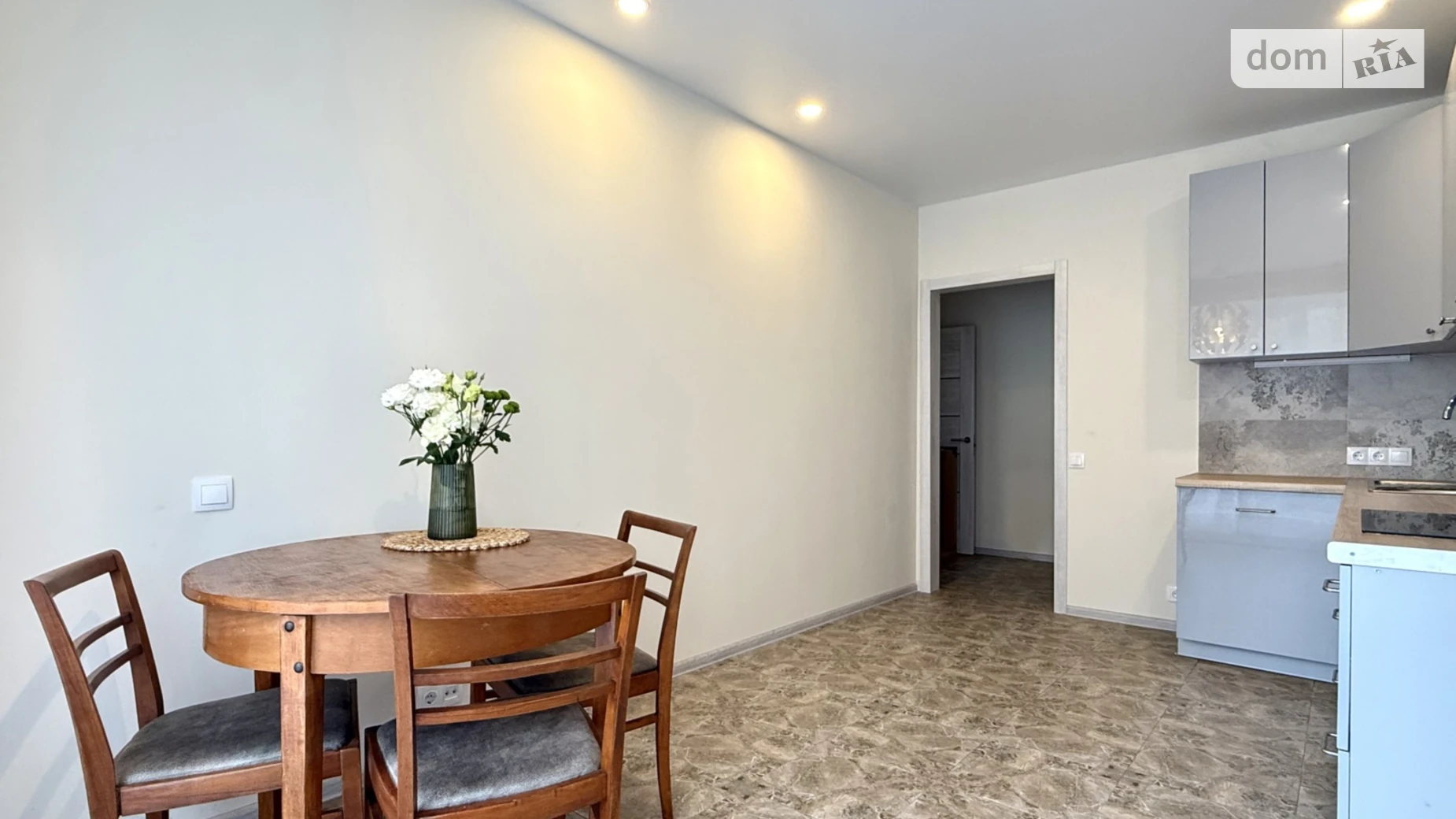 ул. Дмитрия Павлычко(Есенина), 32 Ирпень ЖК Есенин - фото 2