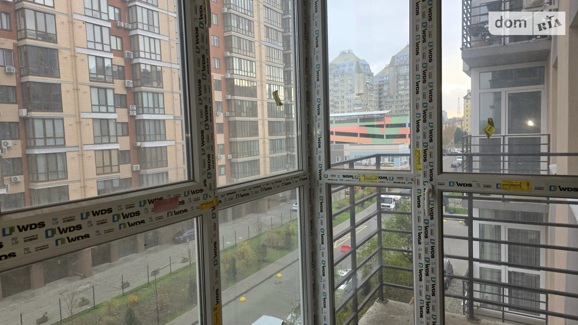 Продається 1-кімнатна квартира 48.5 кв. м у Слобожанському, вул. Співдружності, 5 - фото 2