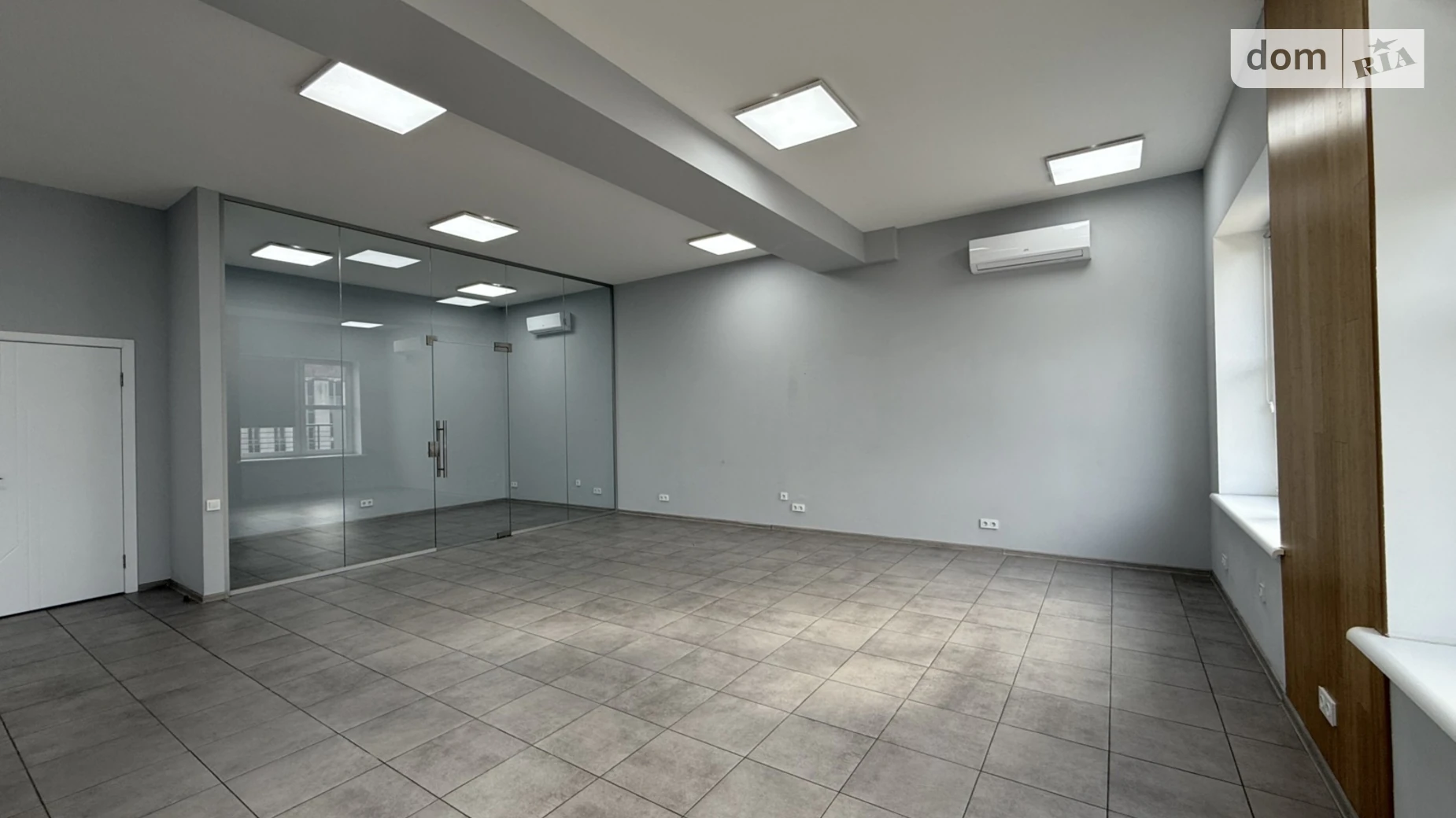 Здається в оренду офіс 98 кв. м в бізнес-центрі, цена: 41500 грн - фото 2