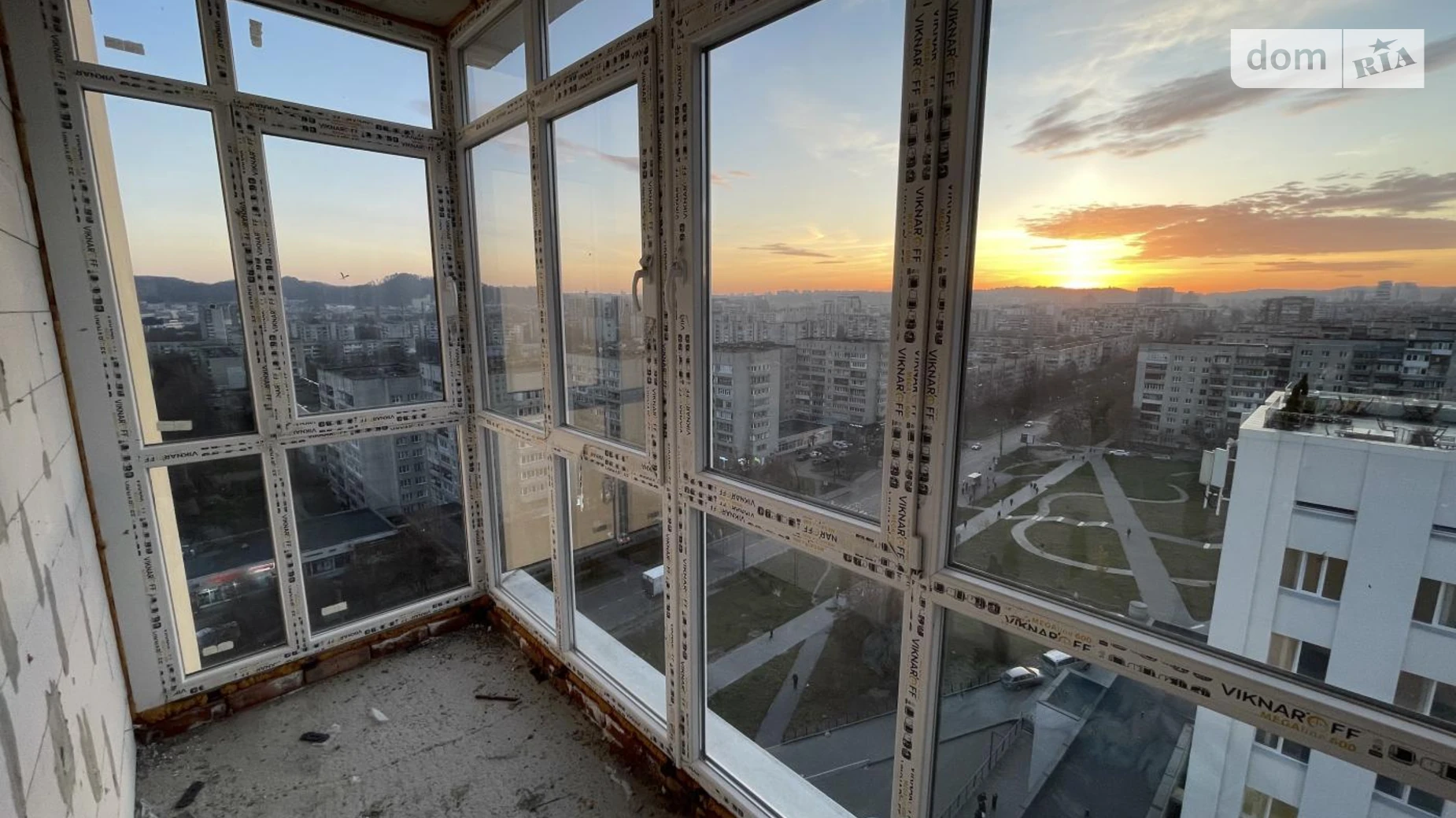 Продается 3-комнатная квартира 110.3 кв. м в Львове, ул. Гетьмана Ивана Мазепы - фото 2