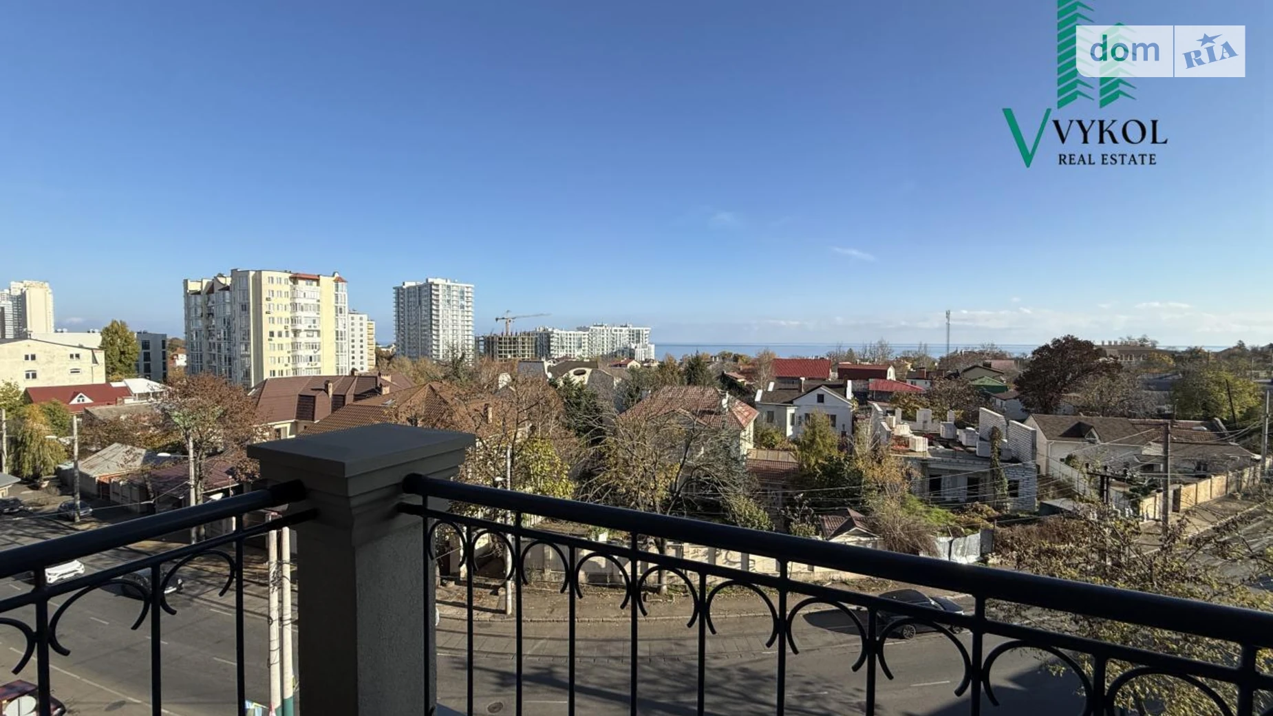 Продається 4-кімнатна квартира 114 кв. м у Одесі, Фонтанська дор., 62К - фото 2