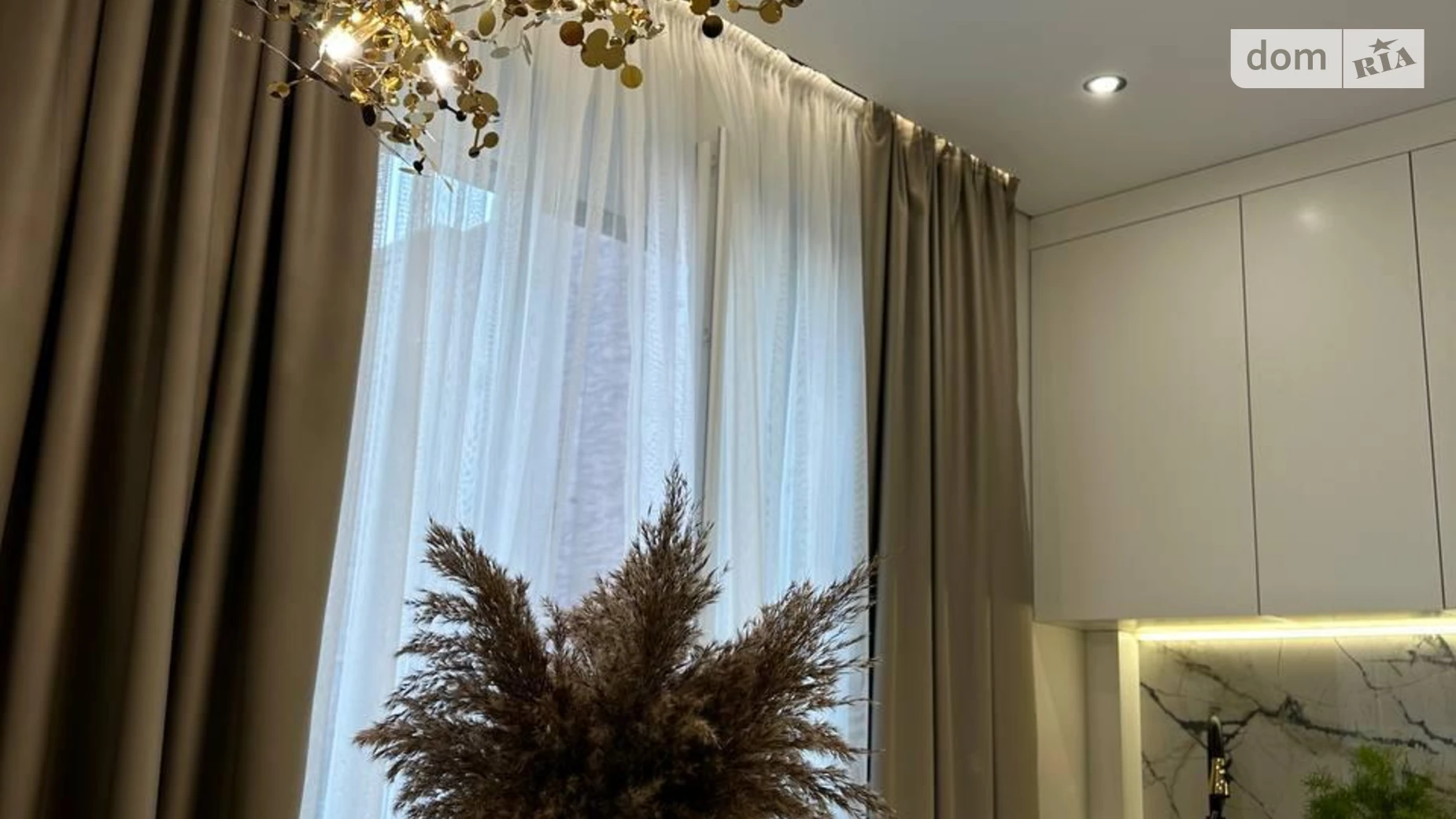 Продается 2-комнатная квартира 55 кв. м в Криховцах, ул. 24-го Августа - фото 3