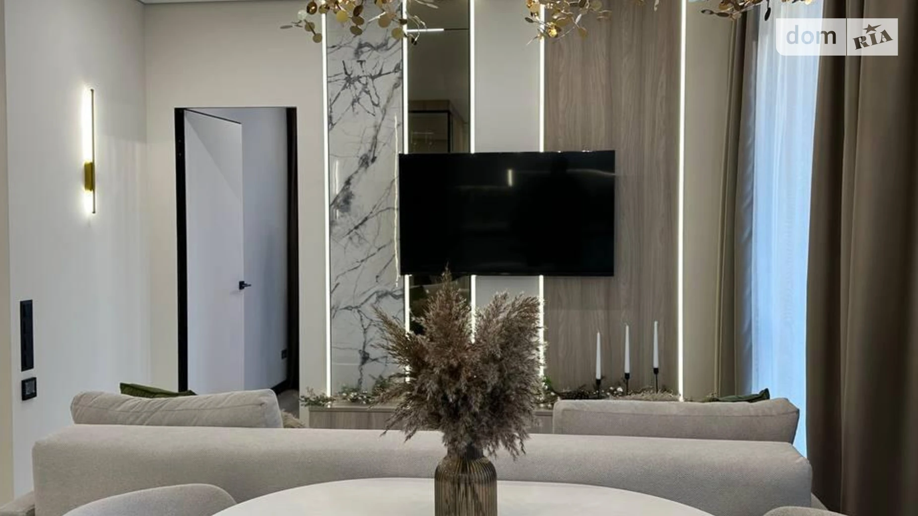 Продается 2-комнатная квартира 55 кв. м в Криховцах, ул. 24-го Августа - фото 2