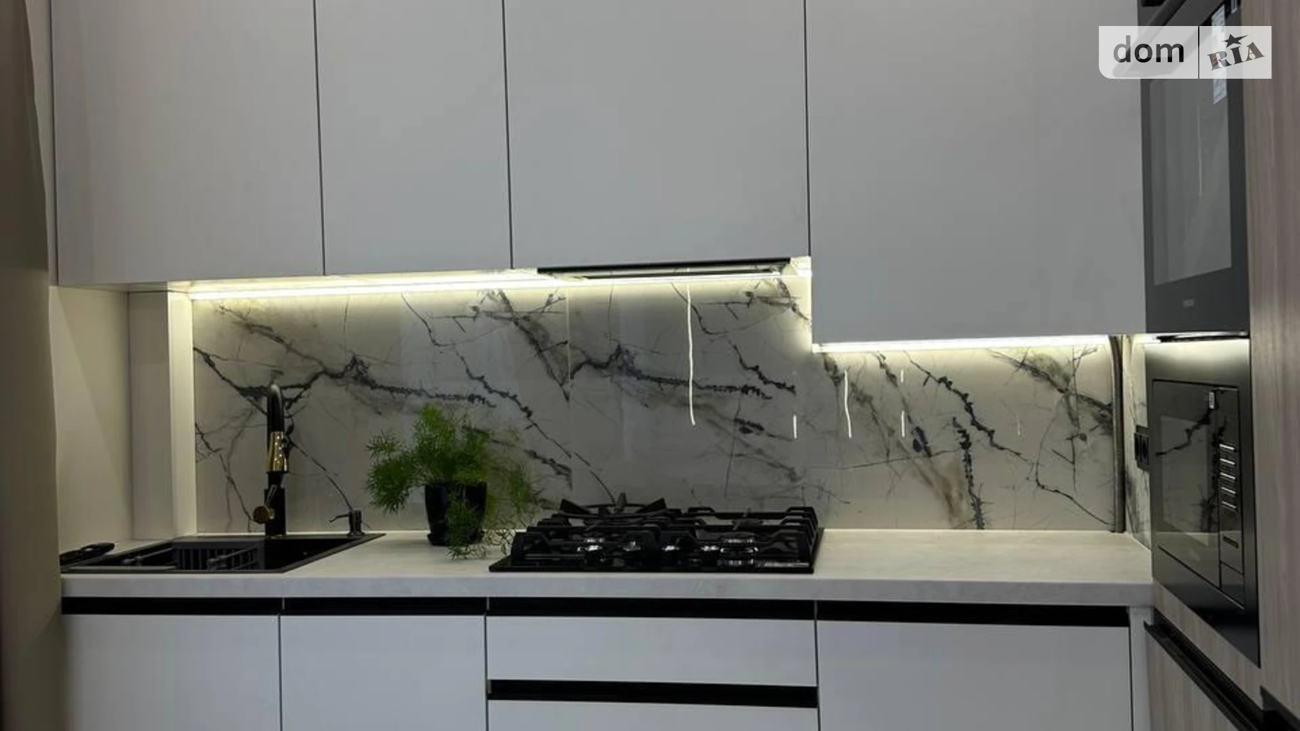 Продается 2-комнатная квартира 55 кв. м в Криховцах, ул. 24-го Августа - фото 4