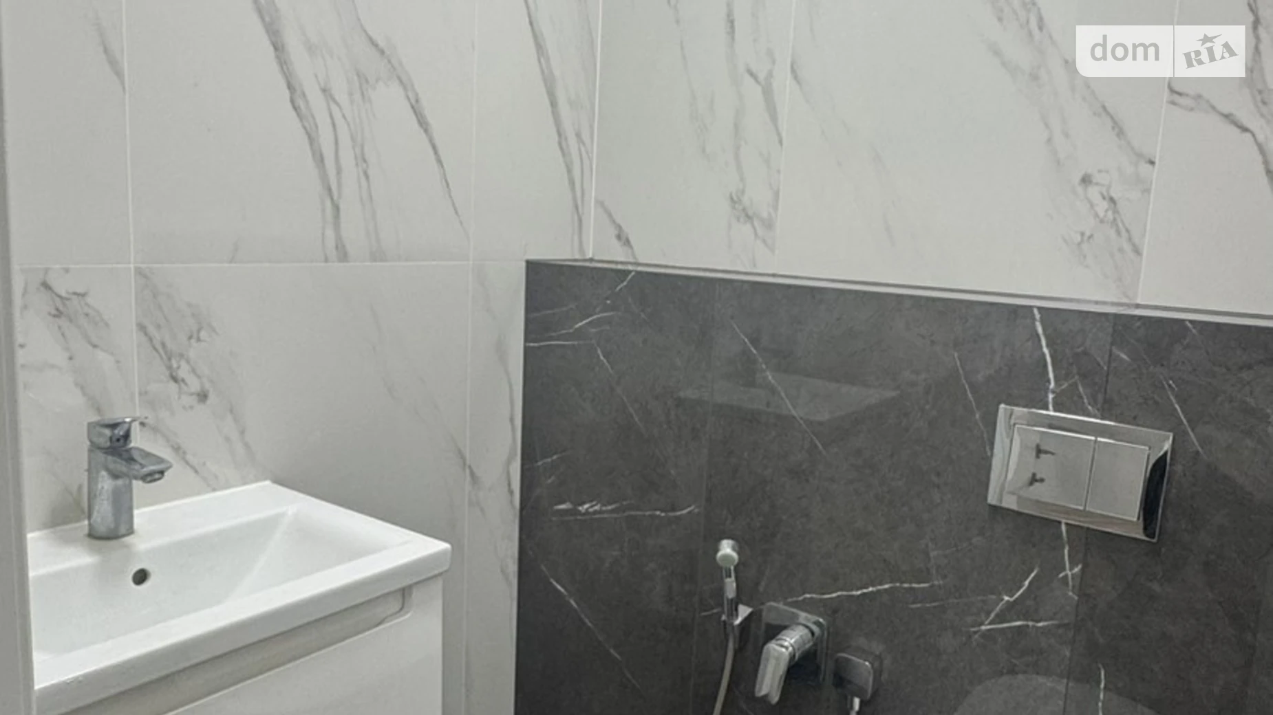 Продается офис 56 кв. м в бизнес-центре, цена: 63000 $ - фото 3