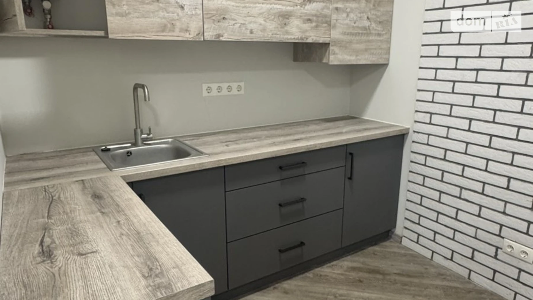 Продается офис 56 кв. м в бизнес-центре, цена: 63000 $ - фото 5