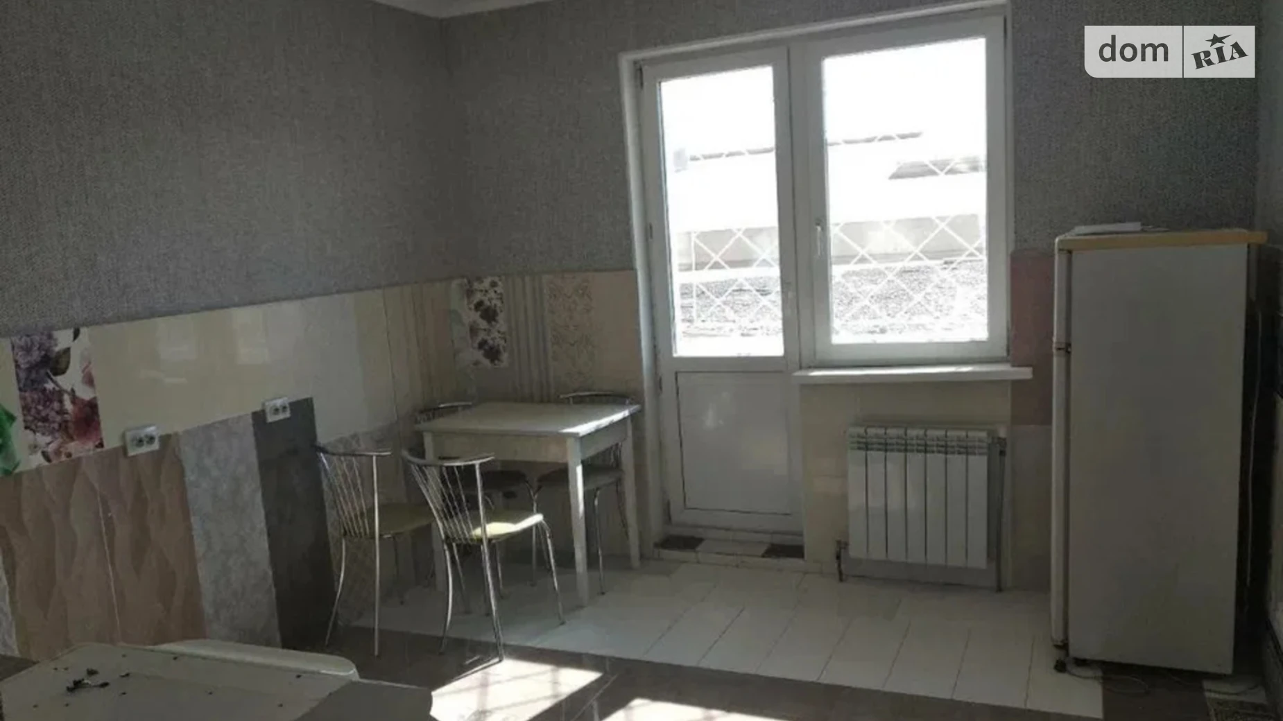 Продается 1-комнатная квартира 64 кв. м в Киеве, Харьковское шоссе, 19А - фото 2