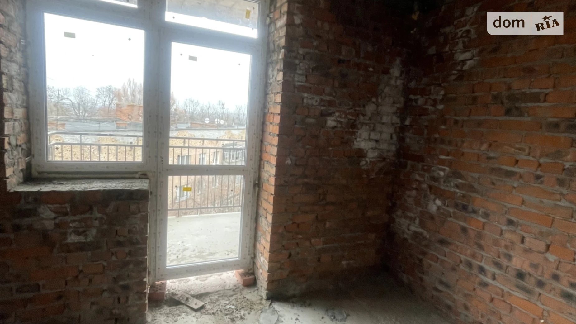 Продается 2-комнатная квартира 50 кв. м в, цена: 36700 $ - фото 2