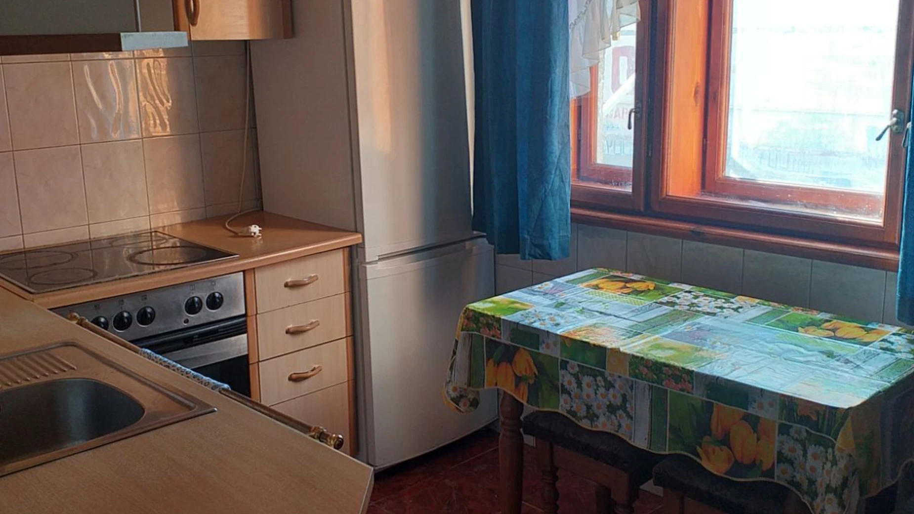 Продается 2-комнатная квартира 52 кв. м в Харькове, ул. Энвера Ахсарова, 20 - фото 2