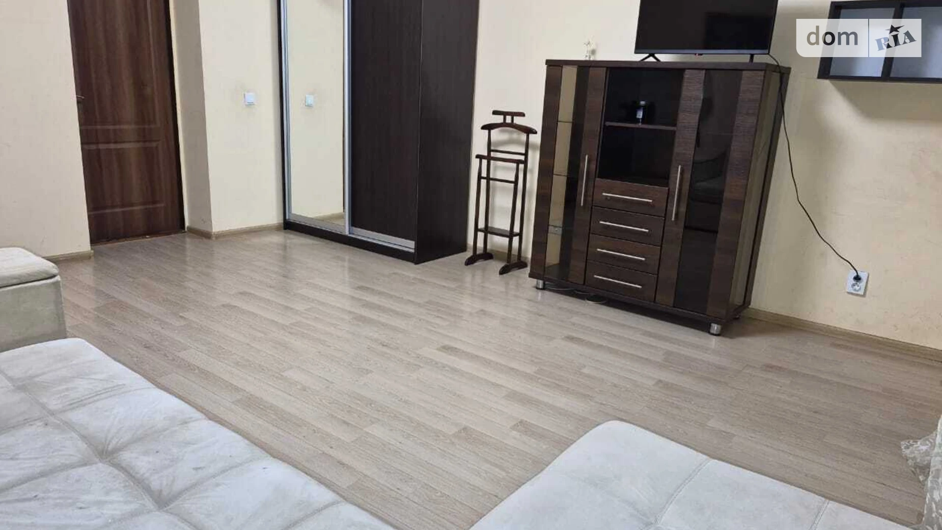 Продается помещения свободного назначения 61.5 кв. м в 5-этажном здании, цена: 49999 $ - фото 2