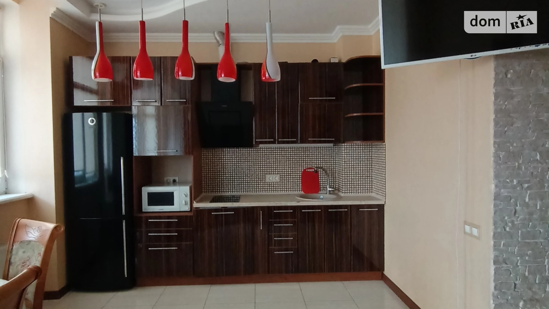 Сдается в аренду 1-комнатная квартира 50 кв. м в Одессе, ул. Артиллерийская, 4В - фото 2