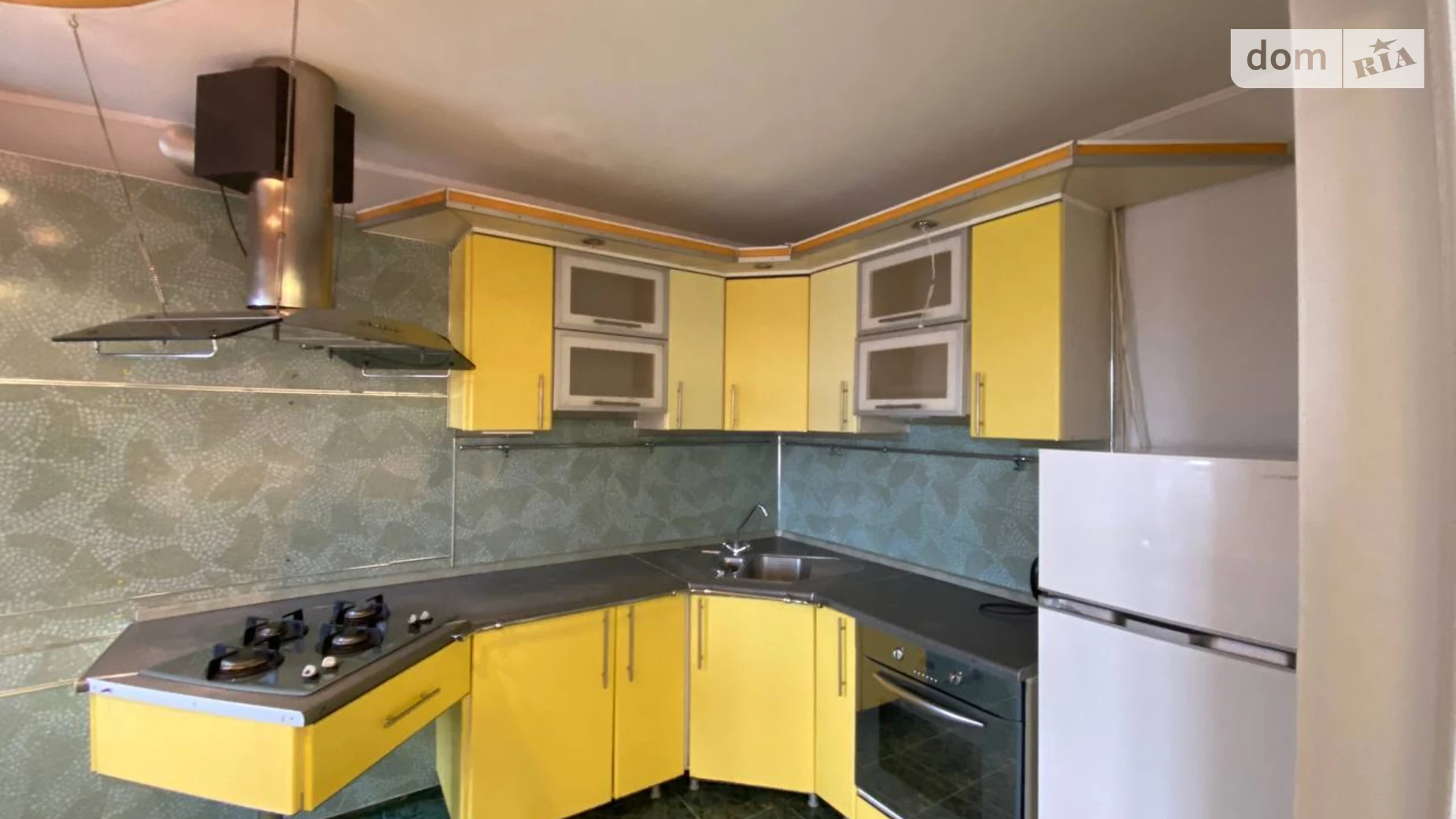 3-комнатная квартира 75 кв. м в Тернополе, ул. Яремчука Назария - фото 3