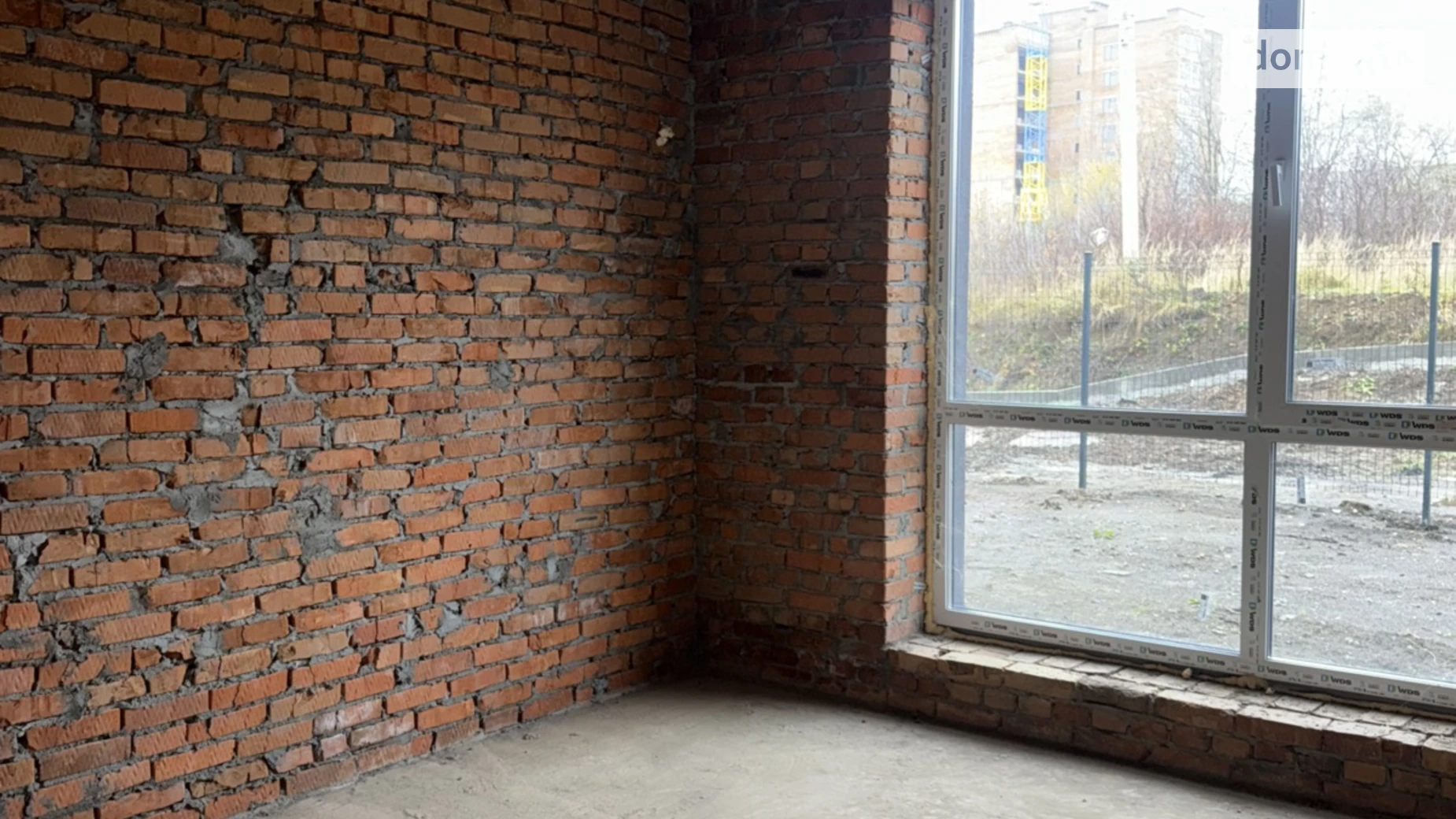 Продается 1-комнатная квартира 46 кв. м в Хмельницком, ул. Августовская, 9 - фото 2