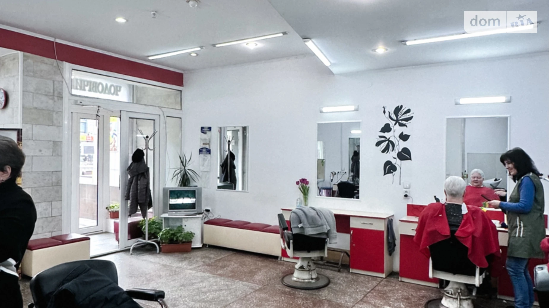 Продается помещения свободного назначения 70 кв. м в 1-этажном здании, цена: 178000 $ - фото 4