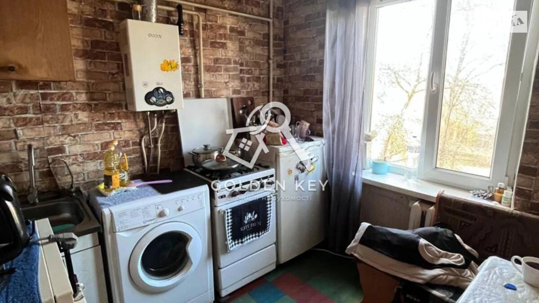 Продается 2-комнатная квартира 43 кв. м в Кривом Роге, просп. Металлургов, 15 - фото 2