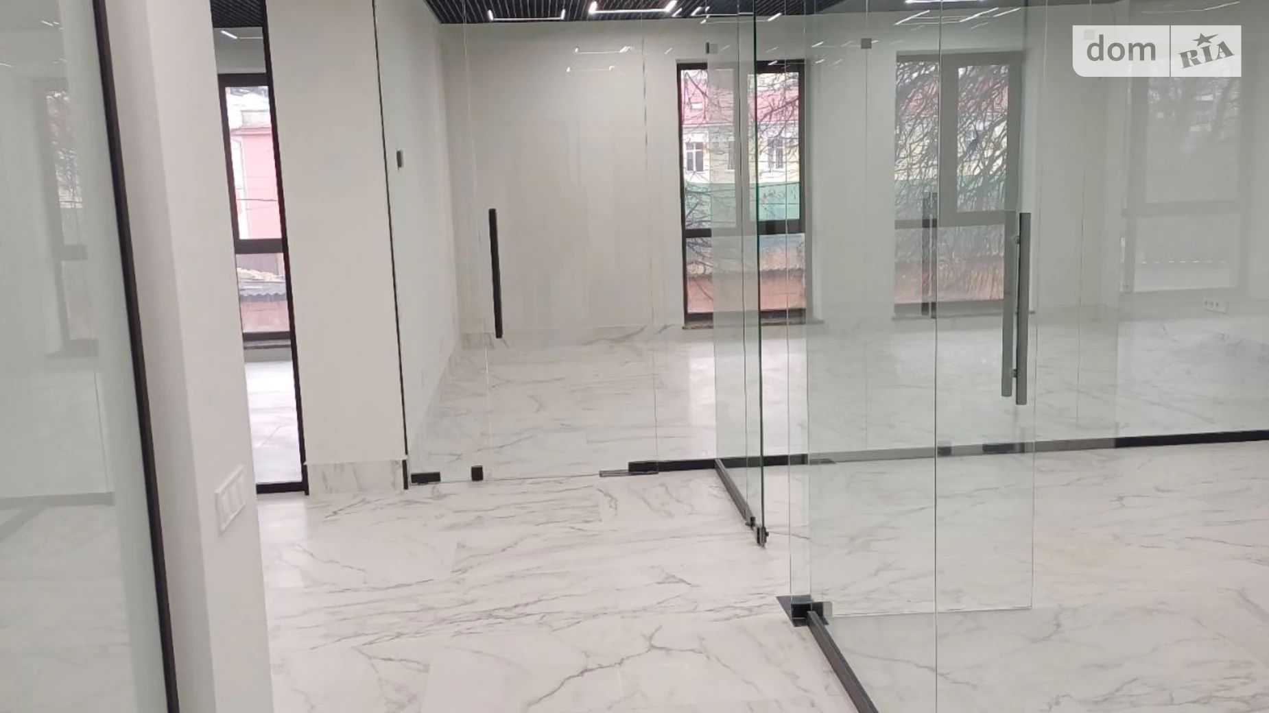 Продается офис 400 кв. м в бизнес-центре, цена: 1200000 $ - фото 5