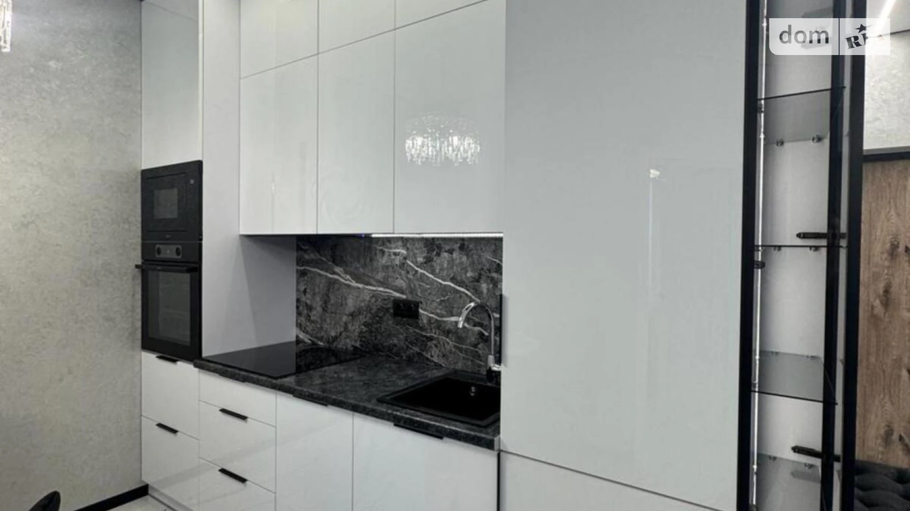 Продається 1-кімнатна квартира 47 кв. м у Одесі, вул. Дача Ковалевського, 5 - фото 2