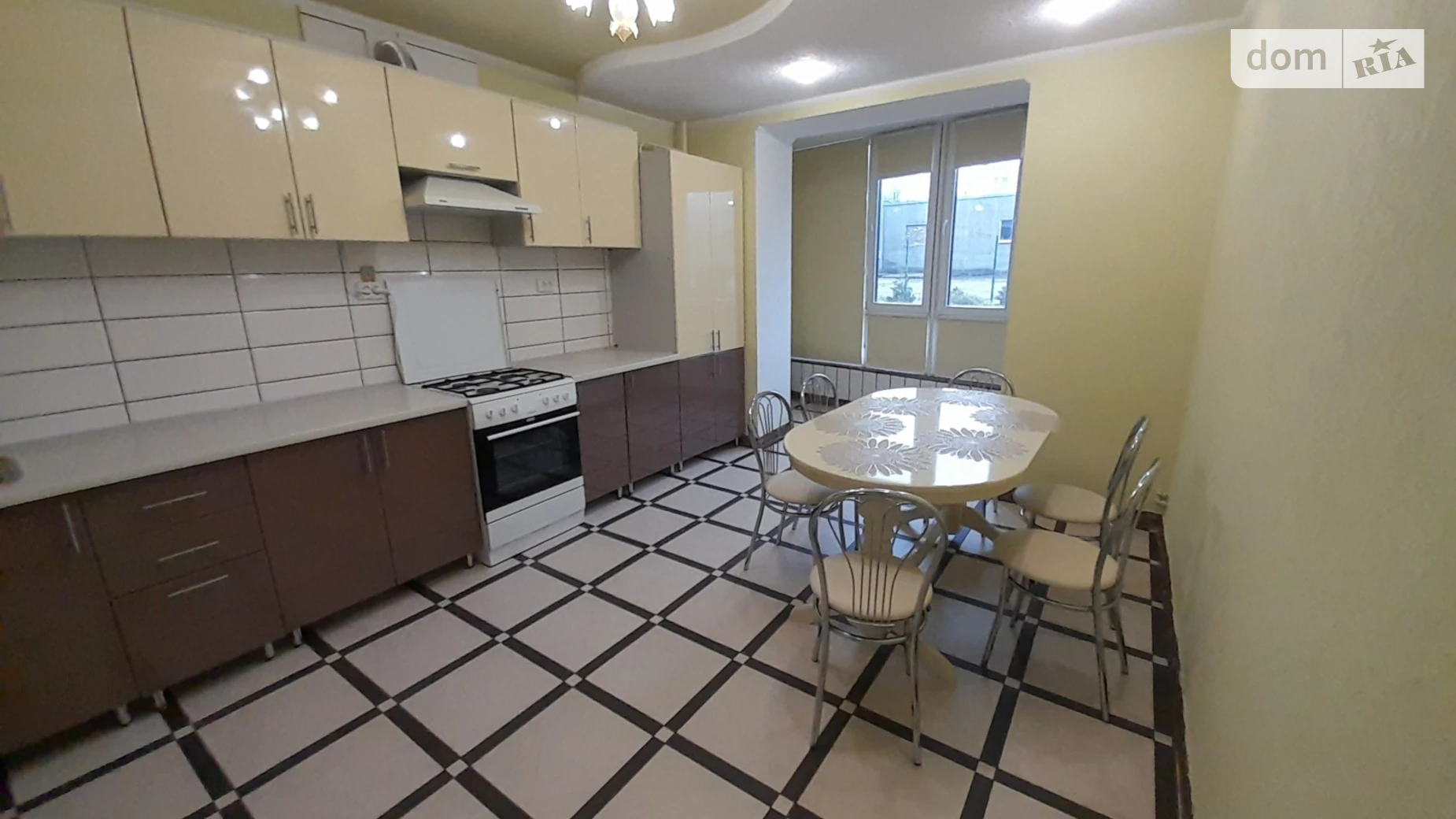 Продается 2-комнатная квартира 73.7 кв. м в Виннице, ул. Келецкая, 45Б корпус 2 - фото 2