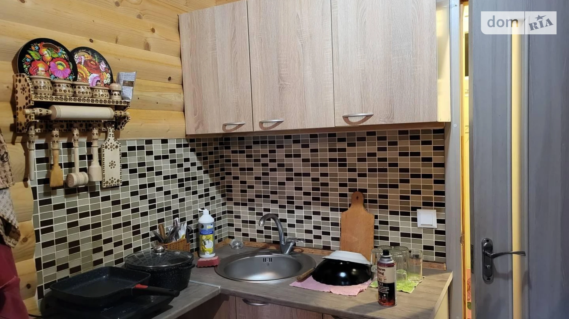 Продается дом на 3 этажа 110 кв. м с участком, цена: 36000 $ - фото 2